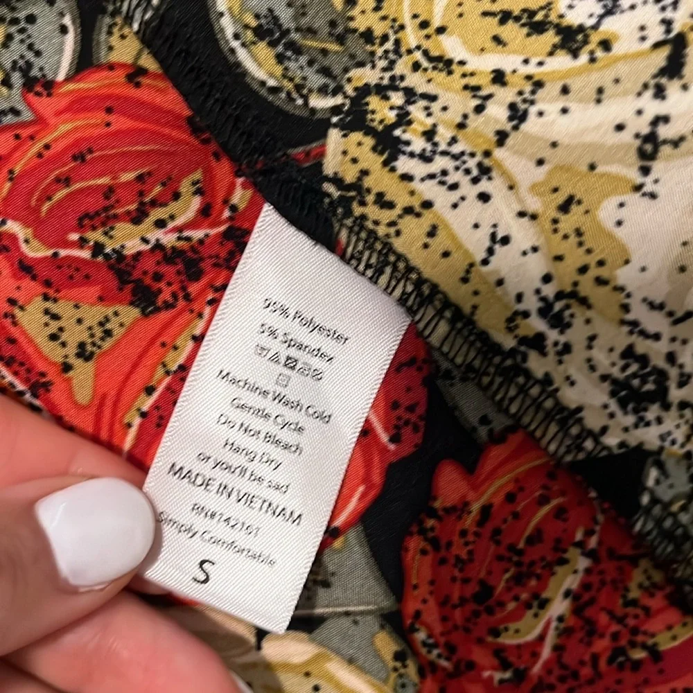 Lularoe feminine floral boho open kimono size S